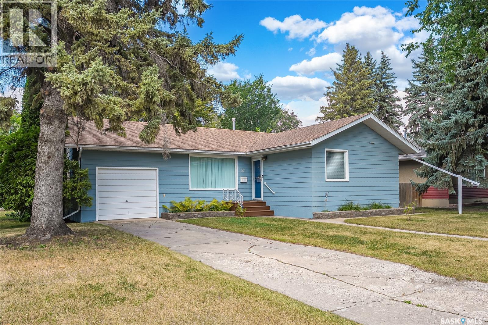301 Cascade Street, Saskatoon, Saskatchewan  S7J 0M4 - Photo 2 - SK046161