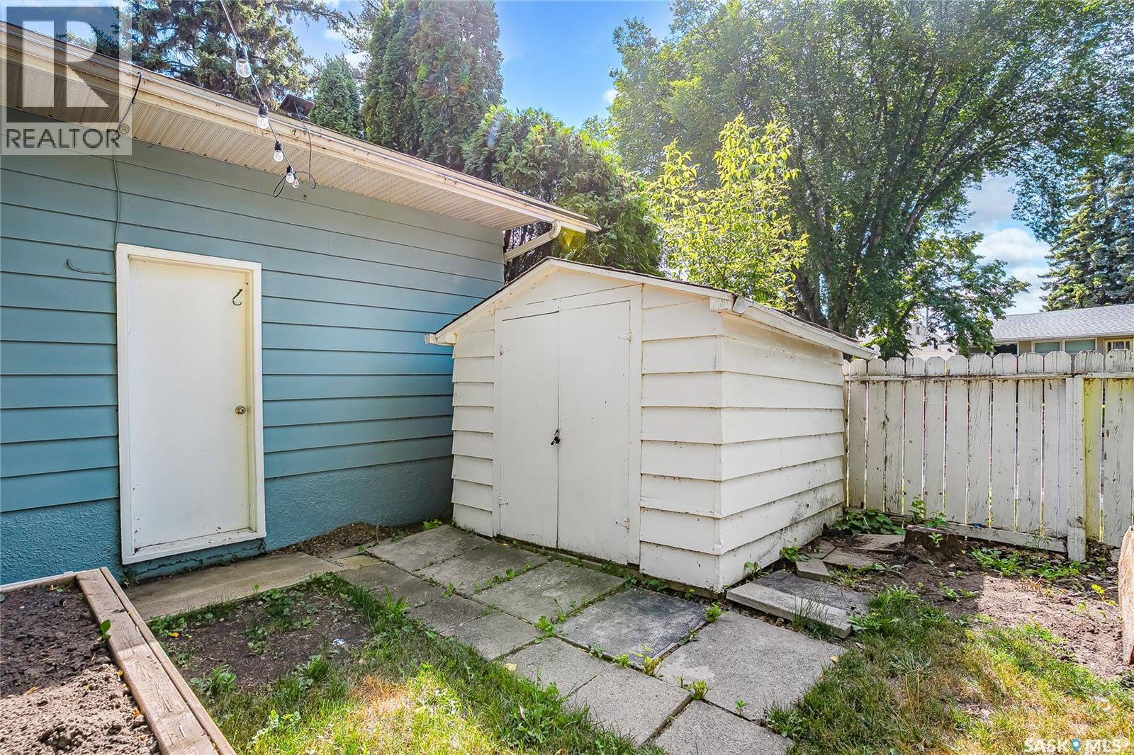 301 Cascade Street, Saskatoon, Saskatchewan  S7J 0M4 - Photo 39 - SK046161