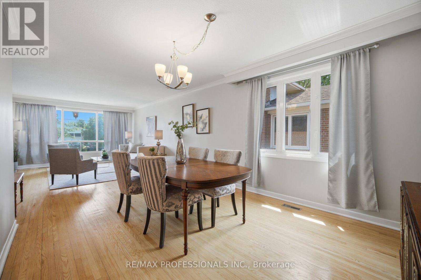 90 Peckham Avenue, Toronto, Ontario  M2R 2V5 - Photo 9 - C13619692