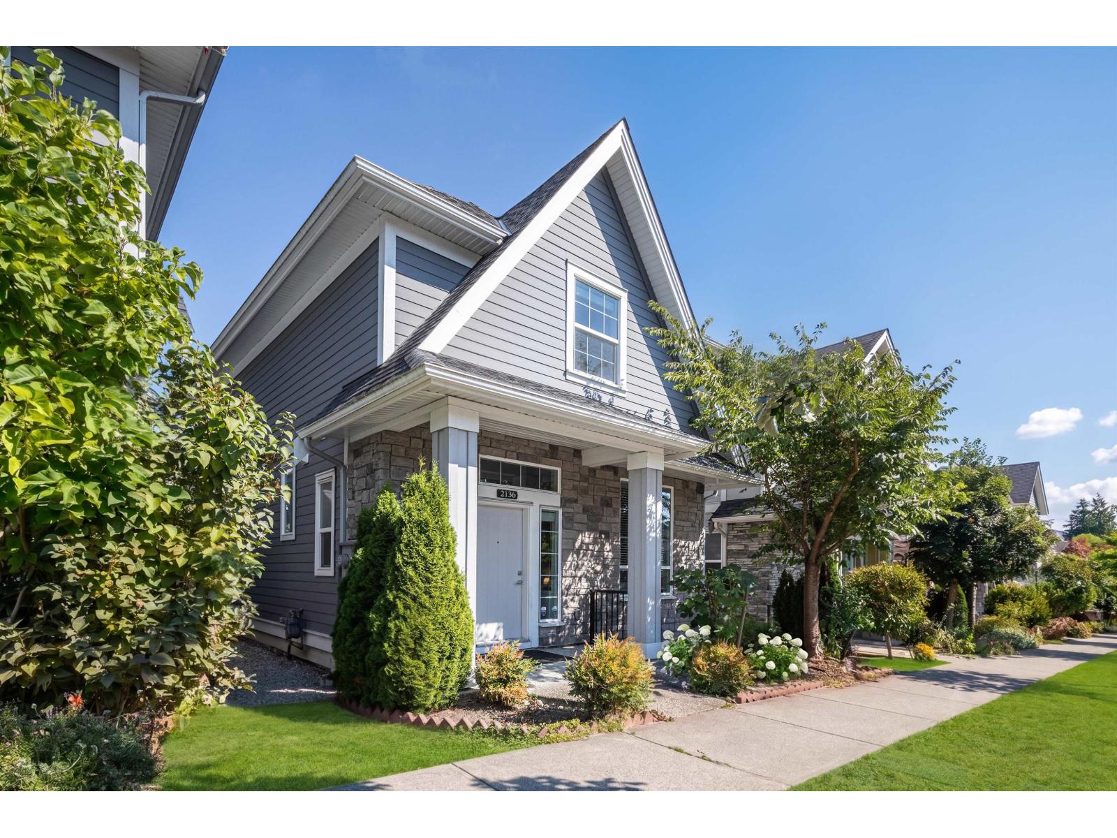 2136 165b Street, Surrey, British Columbia  V3Z 0V6 - Photo 2 - R3157514
