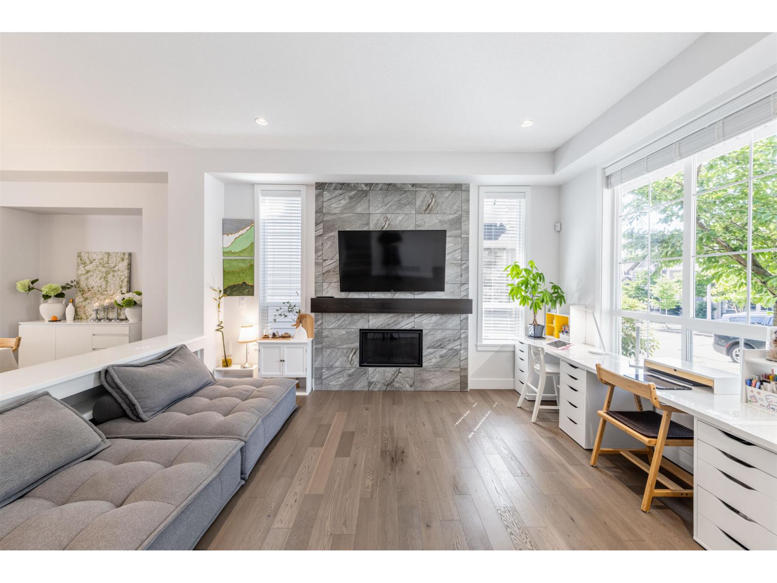 2136 165b Street, Surrey, British Columbia  V3Z 0V6 - Photo 4 - R3157514