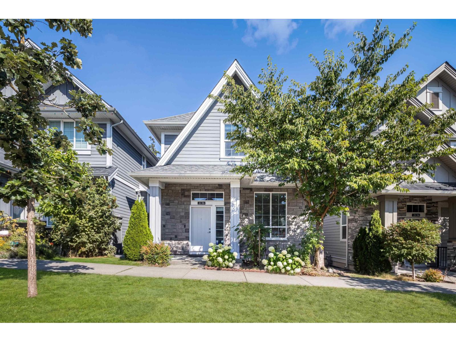 2136 165b Street, Surrey, British Columbia  V3Z 0V6 - Photo 1 - R3157514