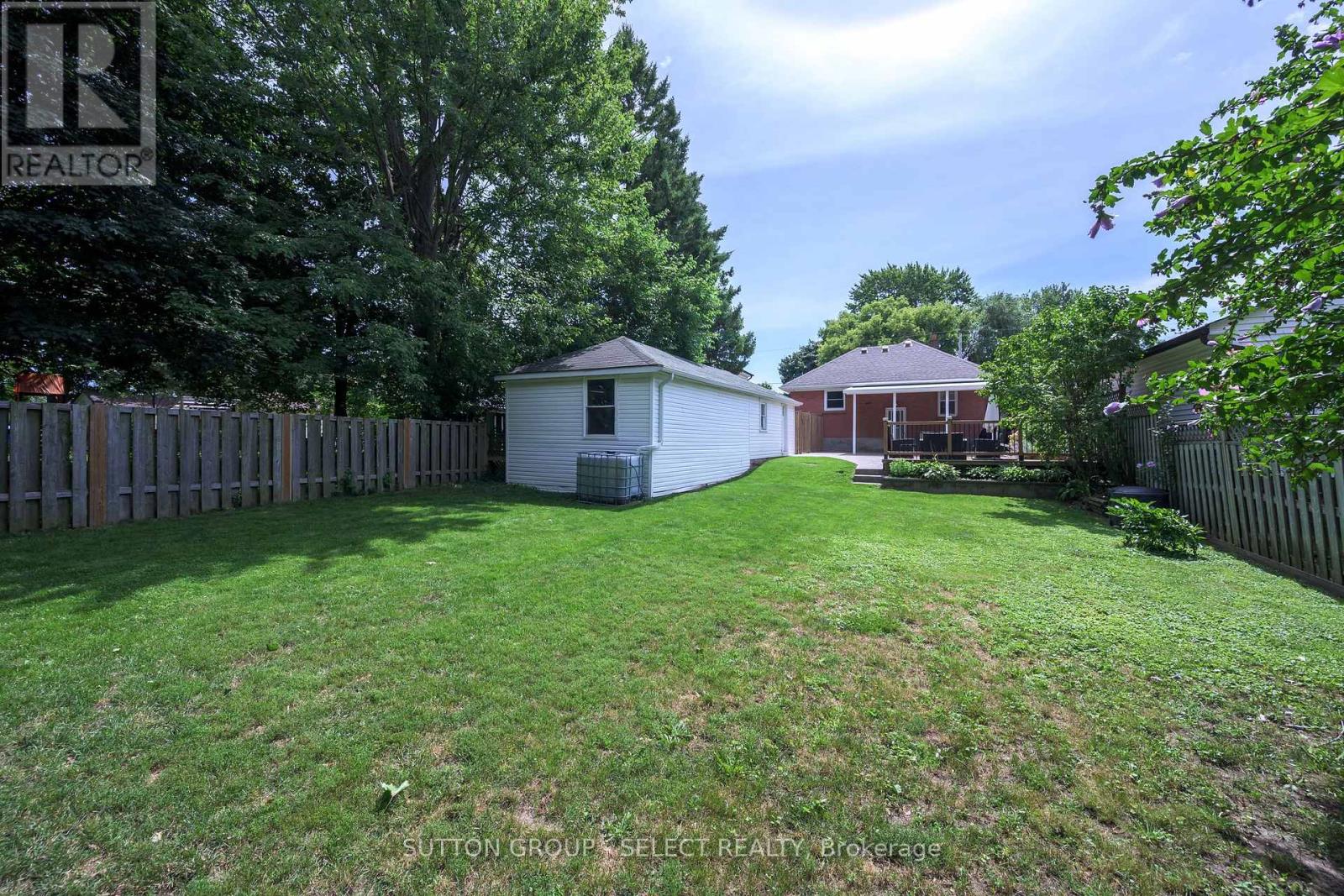 1852 Avalon Street, London East, Ontario  N5W 3G8 - Photo 36 - X13697304