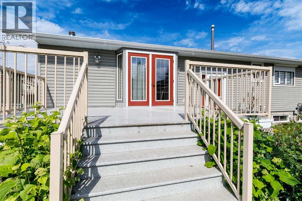 88 Mccullough  Cresent, Red Deer, Alberta  T4R 1S7 - Photo 27 - A2332788