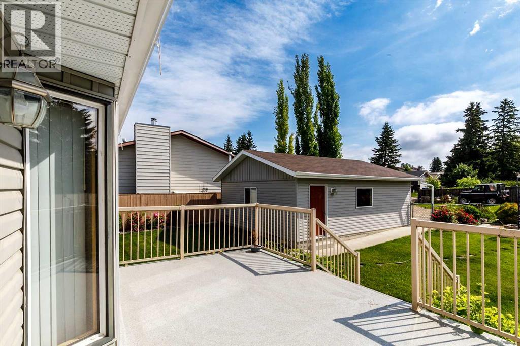 88 Mccullough  Cresent, Red Deer, Alberta  T4R 1S7 - Photo 28 - A2332788