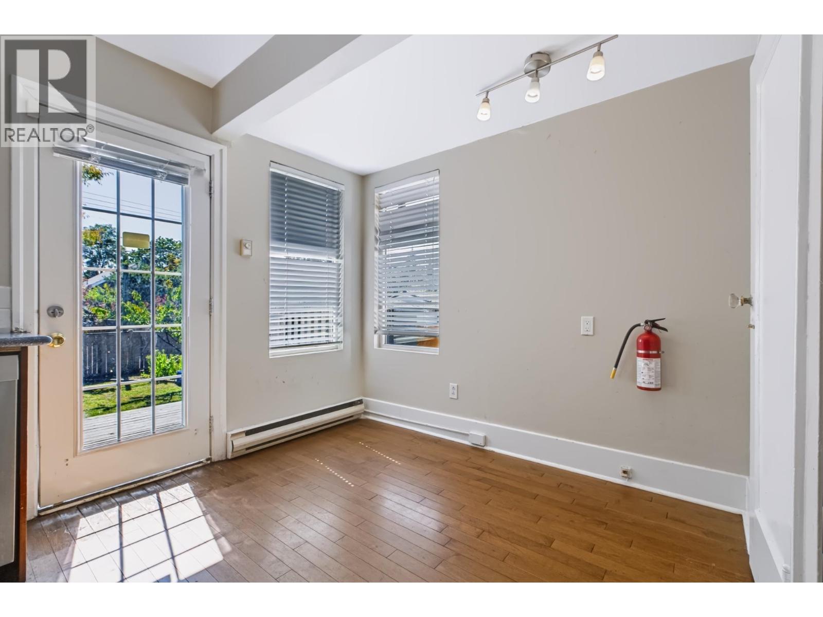 3888 W 15th Avenue, Vancouver, British Columbia  V6R 2Z9 - Photo 13 - R3157545