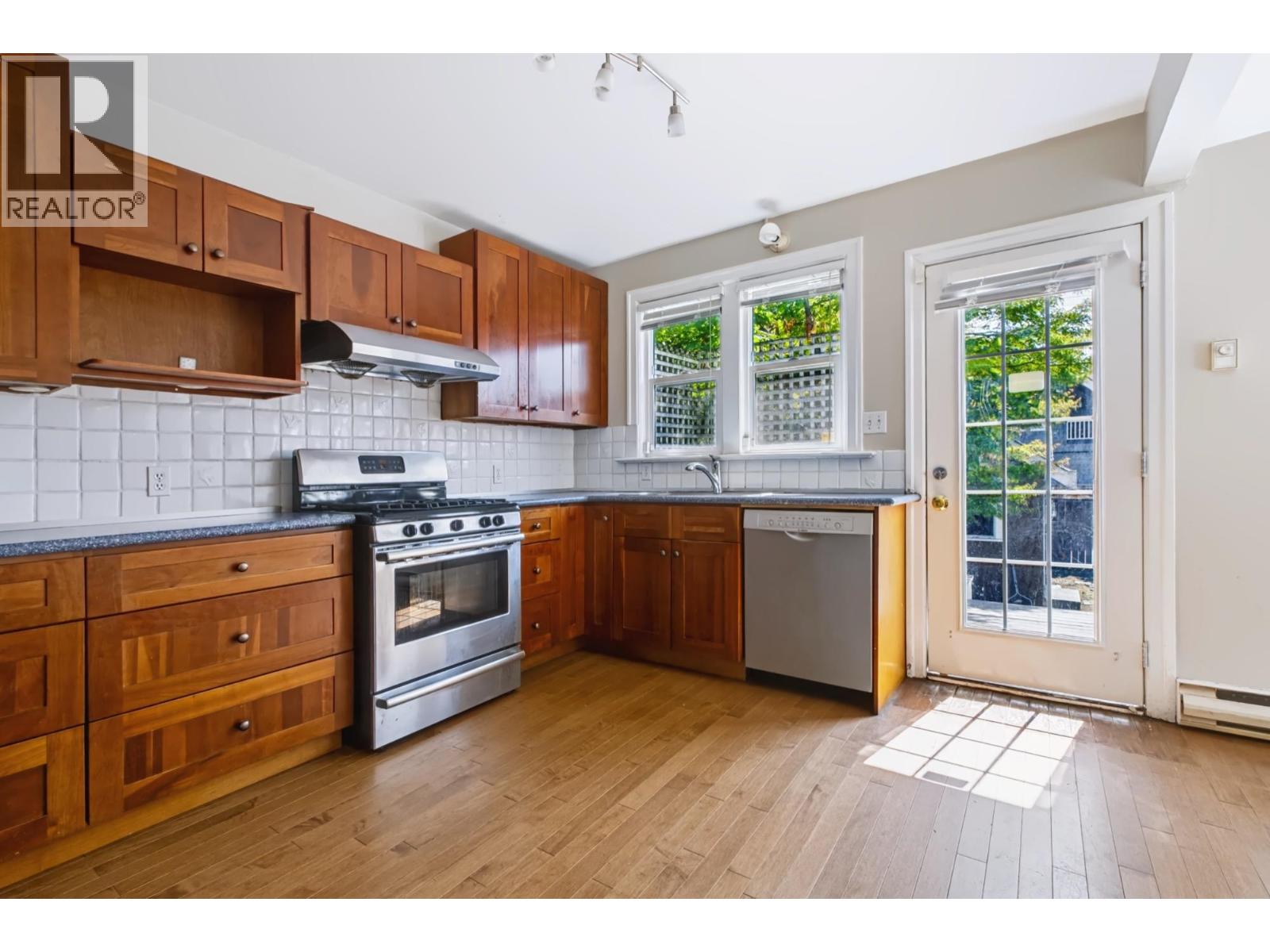 3888 W 15th Avenue, Vancouver, British Columbia  V6R 2Z9 - Photo 10 - R3157545