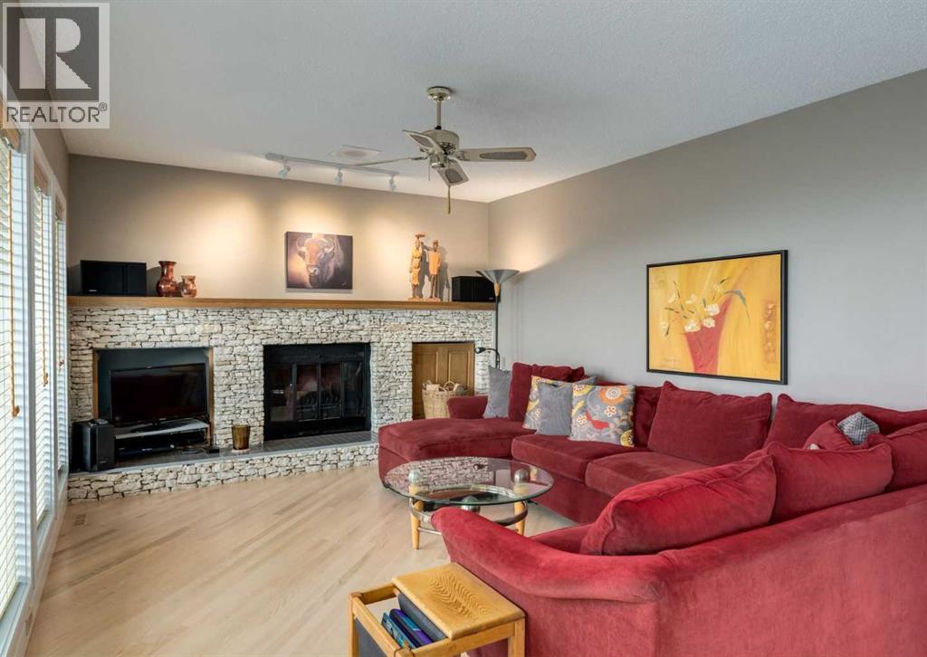 111 Hawksbrow Drive NW, Calgary, Alberta  T3G 3B5 - Photo 18 - A2333067