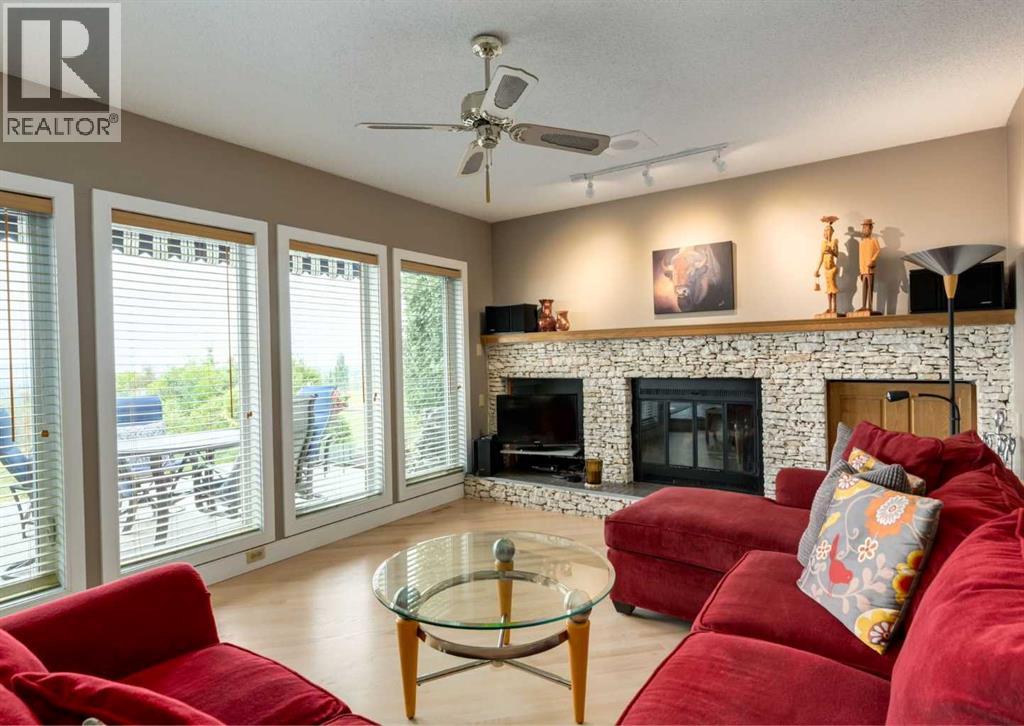 111 Hawksbrow Drive NW, Calgary, Alberta  T3G 3B5 - Photo 20 - A2333067