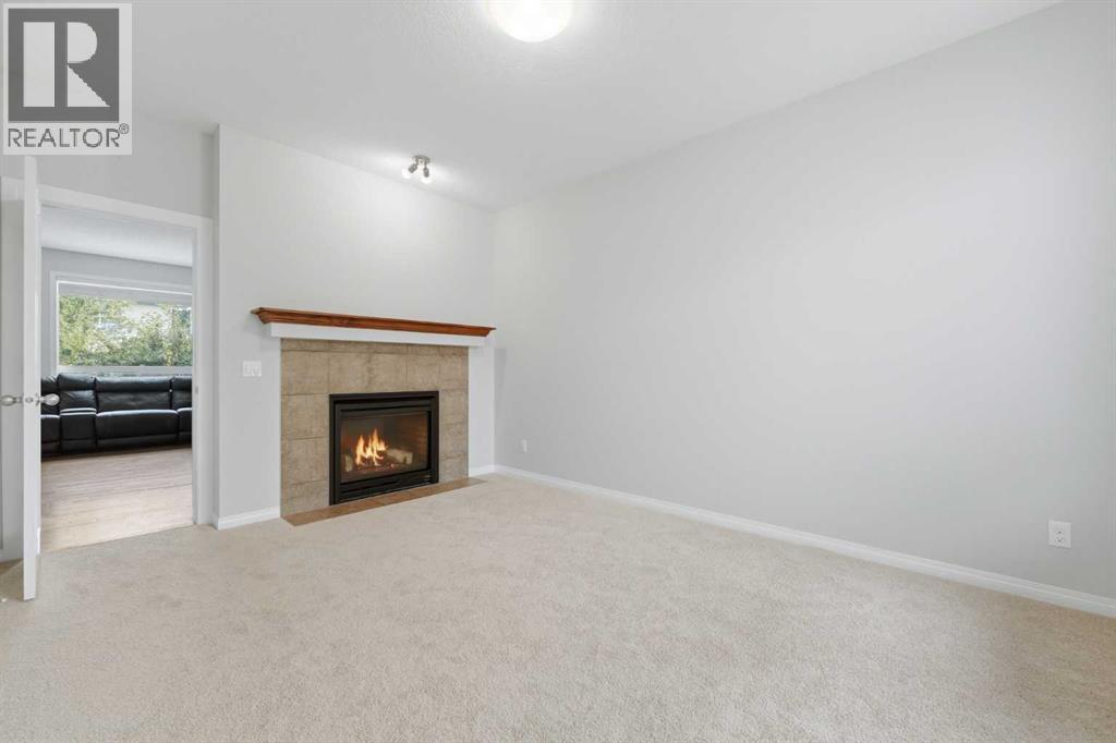 38 Silverado Skies Crescent SW, Calgary, Alberta  T2X 0J5 - Photo 3 - A2335145