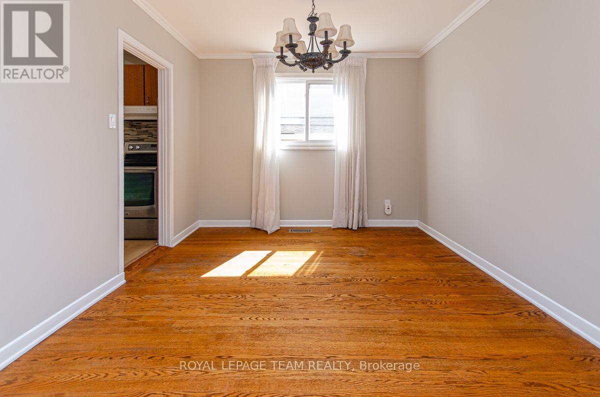 1476 Claymor Avenue, Ottawa, Ontario K2C 1S6 - Photo 6 - X13696758