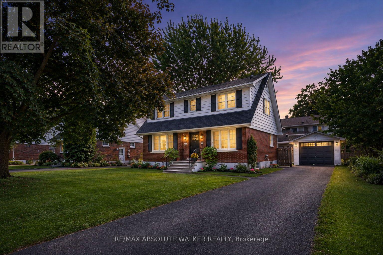 818 Colson Avenue, Ottawa, Ontario K1G 1R7 - Photo 3 - X13697422