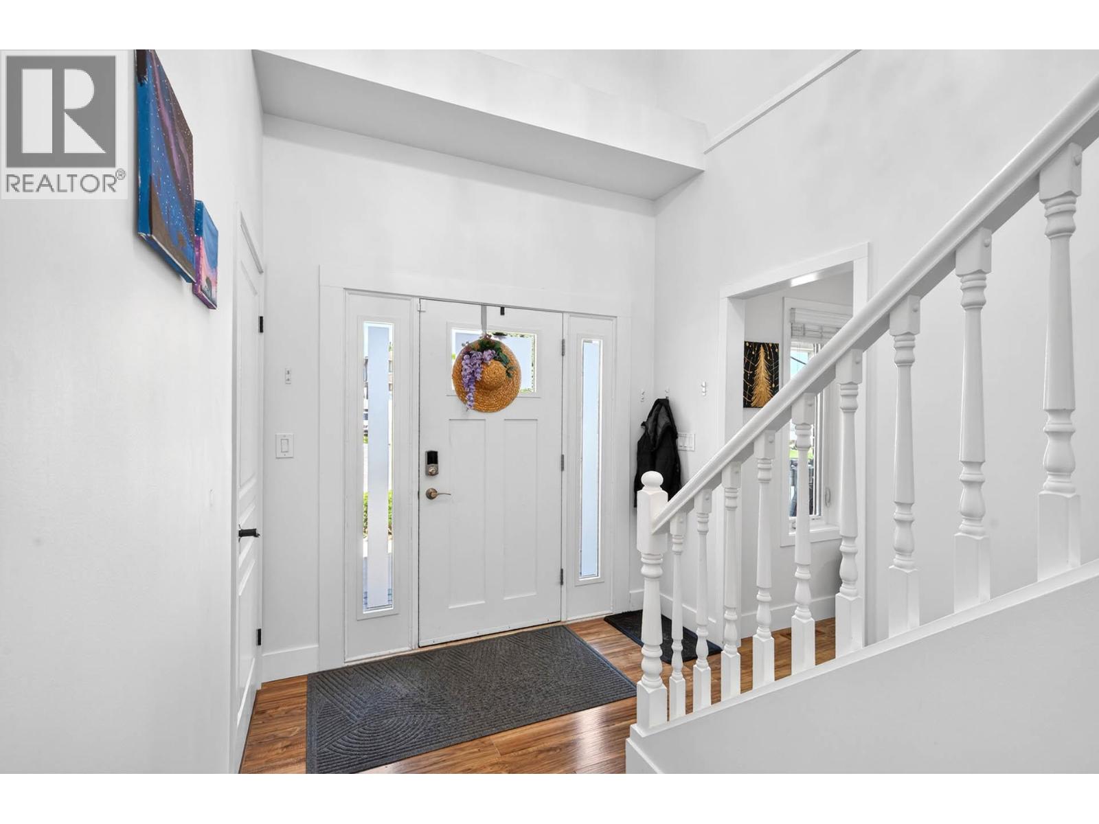 2338 Dunrobin Place, Kamloops, British Columbia  V1S 1W1 - Photo 3 - 10398034