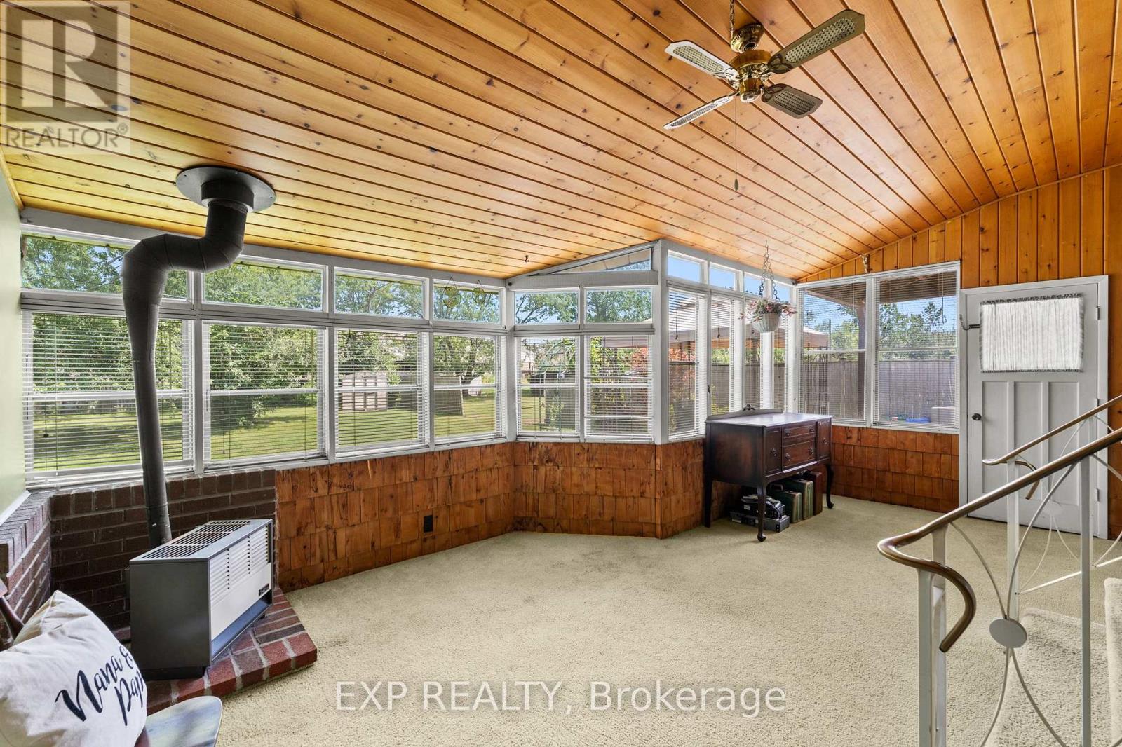 8800 Champlain Drive, Niagara Falls (Chippawa), Ontario L2G 6Y6 - Photo 18 - X13697378