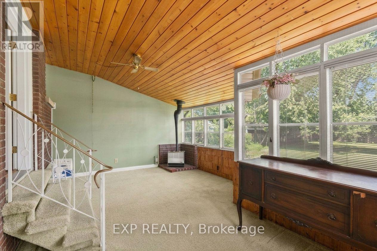 8800 Champlain Drive, Niagara Falls (Chippawa), Ontario L2G 6Y6 - Photo 20 - X13697378