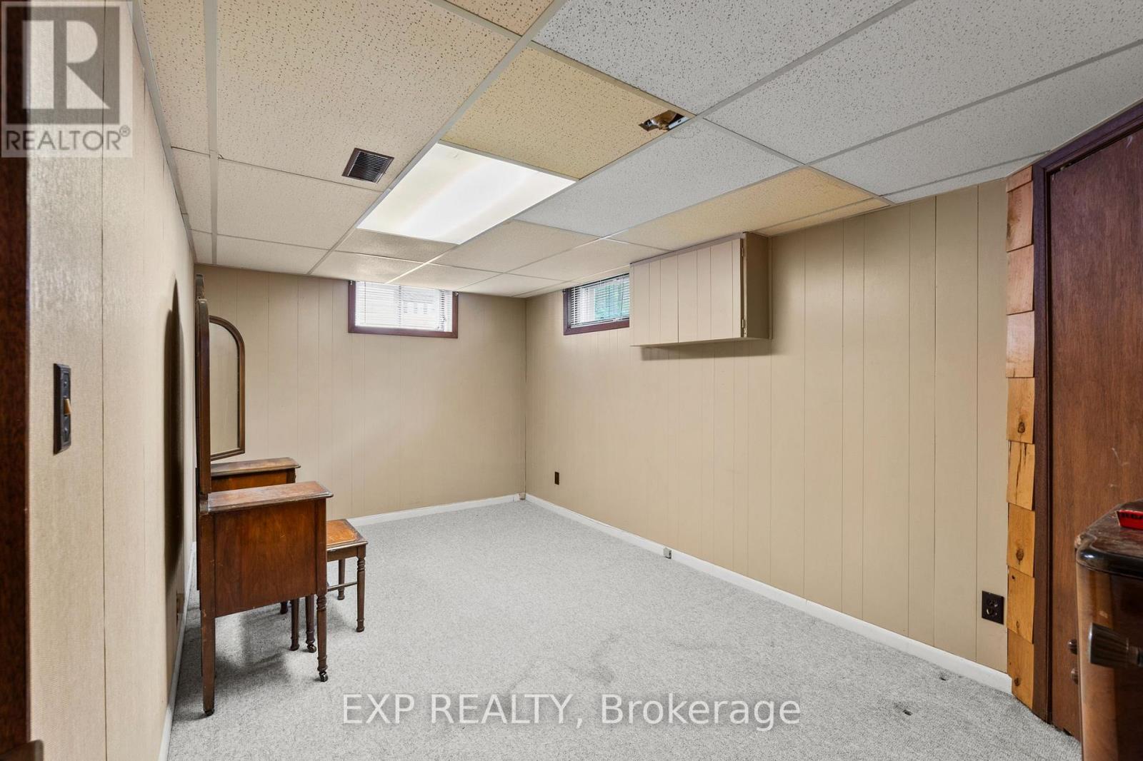 8800 Champlain Drive, Niagara Falls (Chippawa), Ontario L2G 6Y6 - Photo 30 - X13697378