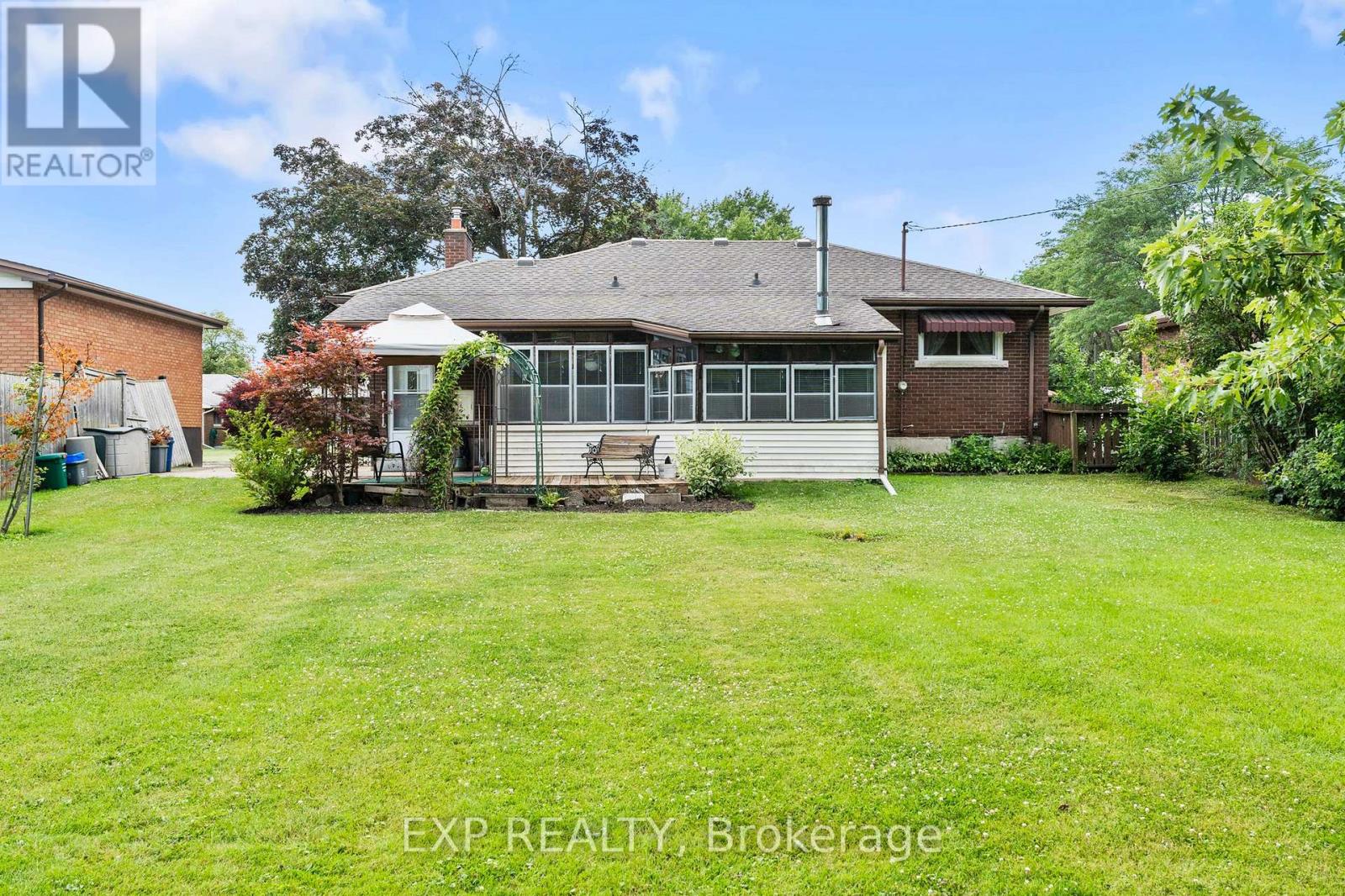 8800 Champlain Drive, Niagara Falls (Chippawa), Ontario L2G 6Y6 - Photo 41 - X13697378