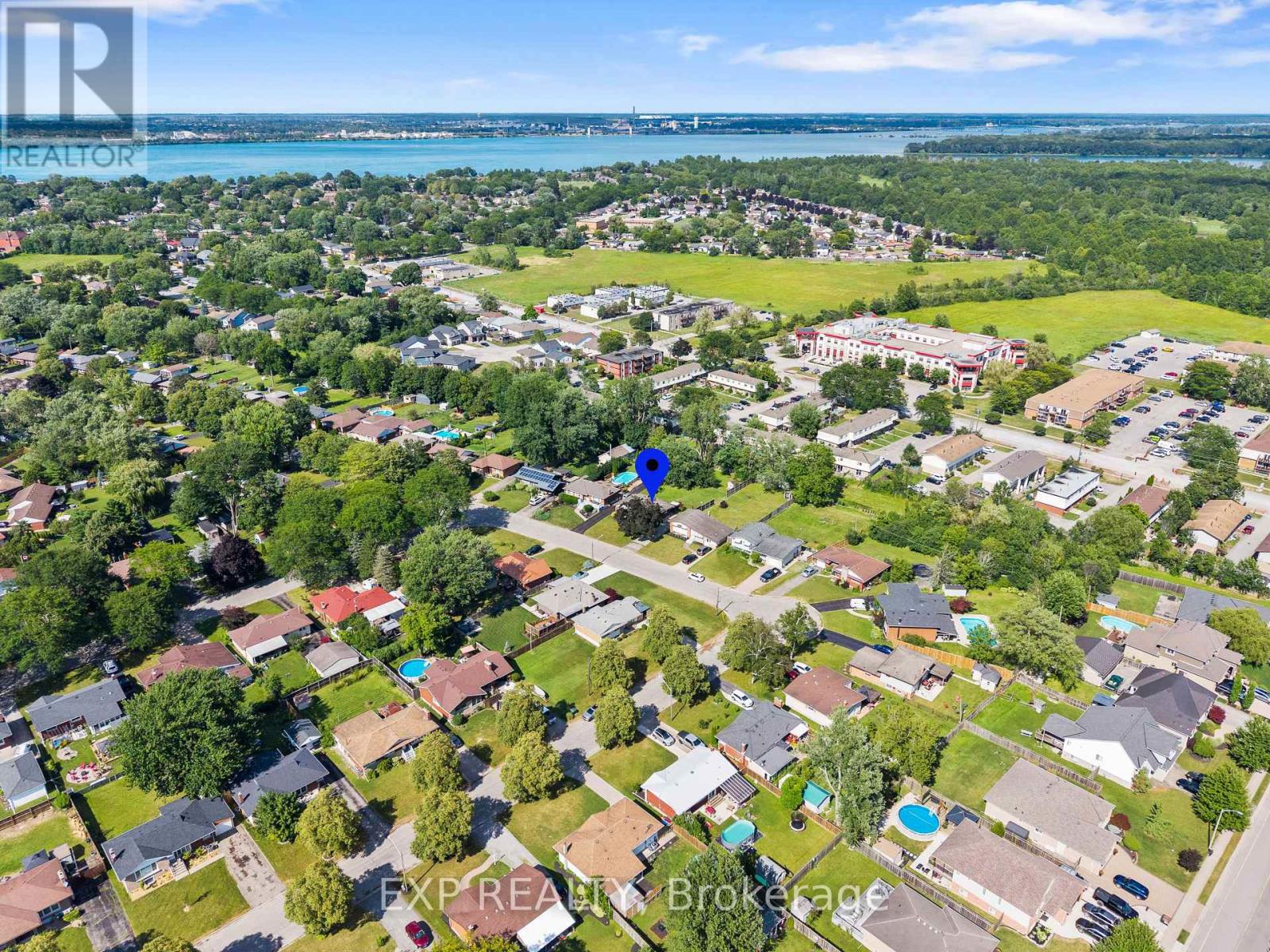 8800 Champlain Drive, Niagara Falls (Chippawa), Ontario L2G 6Y6 - Photo 47 - X13697378
