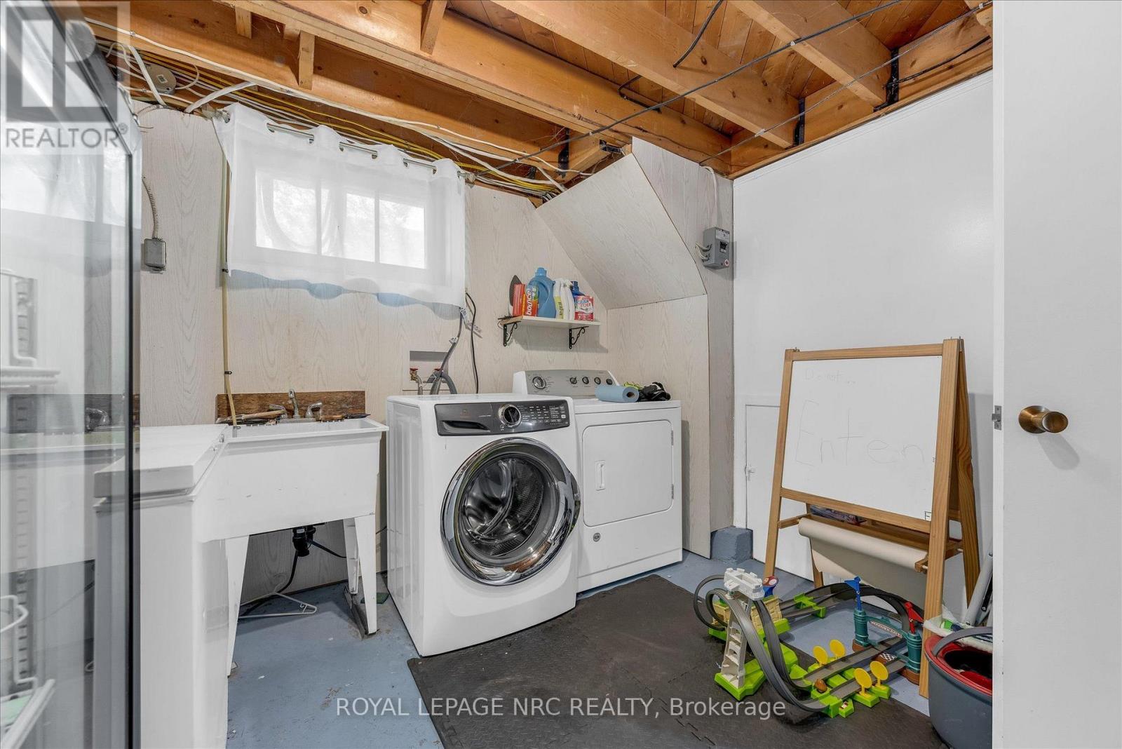 5 Goldsmith Avenue, St. Catharines, Ontario  L2M 2V7 - Photo 27 - X13697438