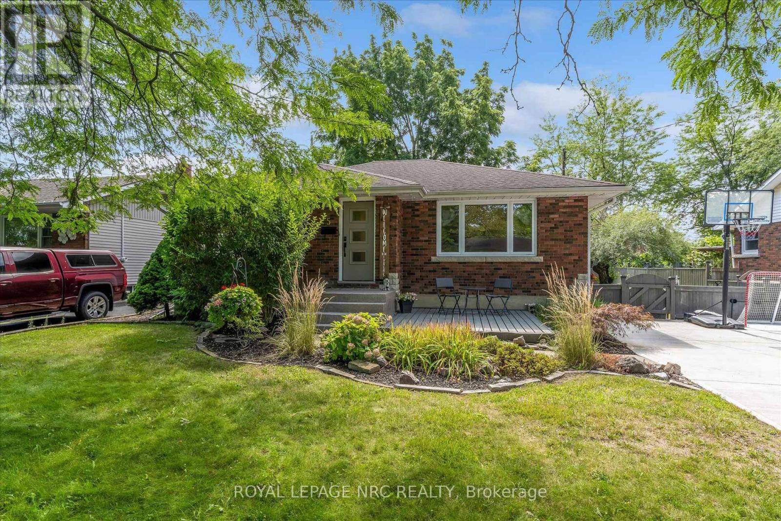 5 Goldsmith Avenue, St. Catharines, Ontario  L2M 2V7 - Photo 34 - X13697438