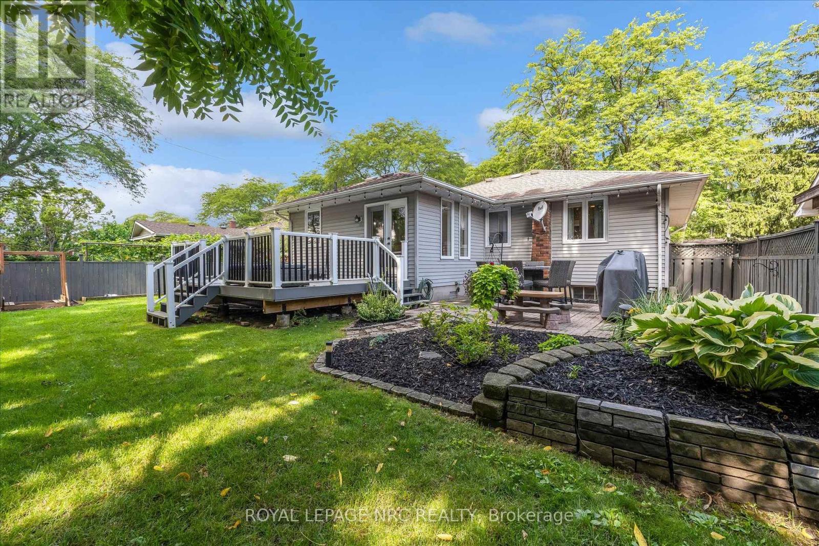 5 Goldsmith Avenue, St. Catharines, Ontario  L2M 2V7 - Photo 4 - X13697438