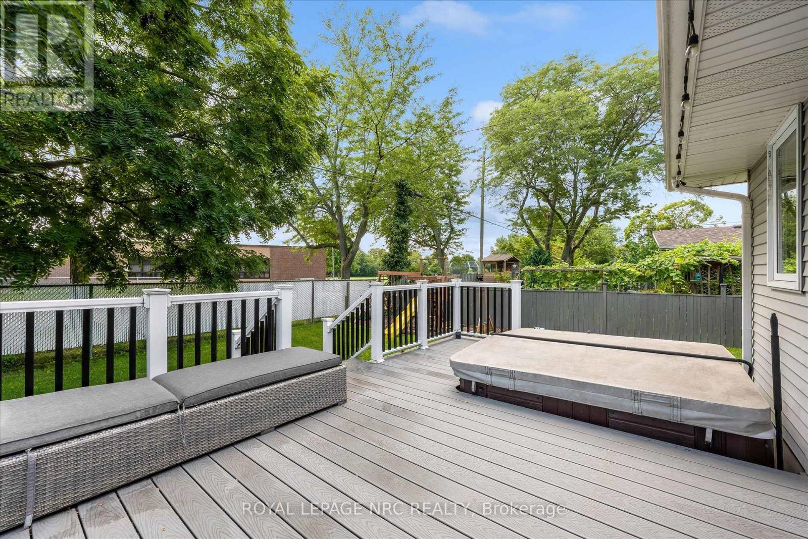 5 Goldsmith Avenue, St. Catharines, Ontario  L2M 2V7 - Photo 5 - X13697438