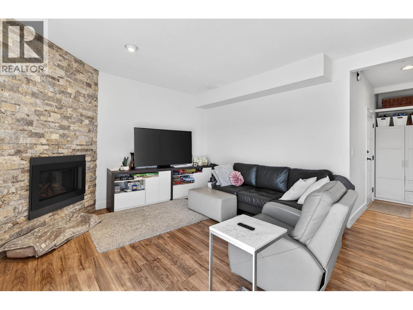 2338 Dunrobin Place, Kamloops, British Columbia  V1S 1W1 - Photo 15 - 10398034
