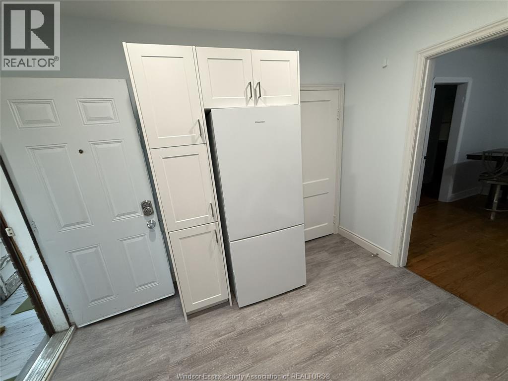 1039 Parent Avenue, Windsor, Ontario  N9A 2E4 - Photo 4 - 26020410