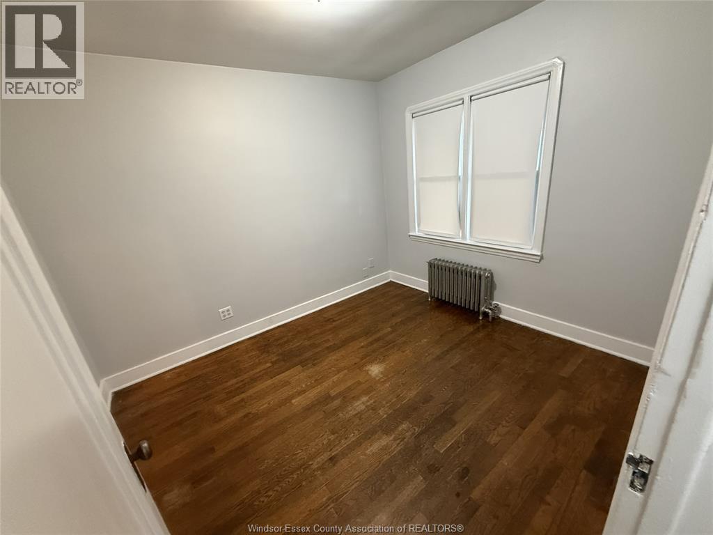 1039 Parent Avenue, Windsor, Ontario  N9A 2E4 - Photo 5 - 26020410