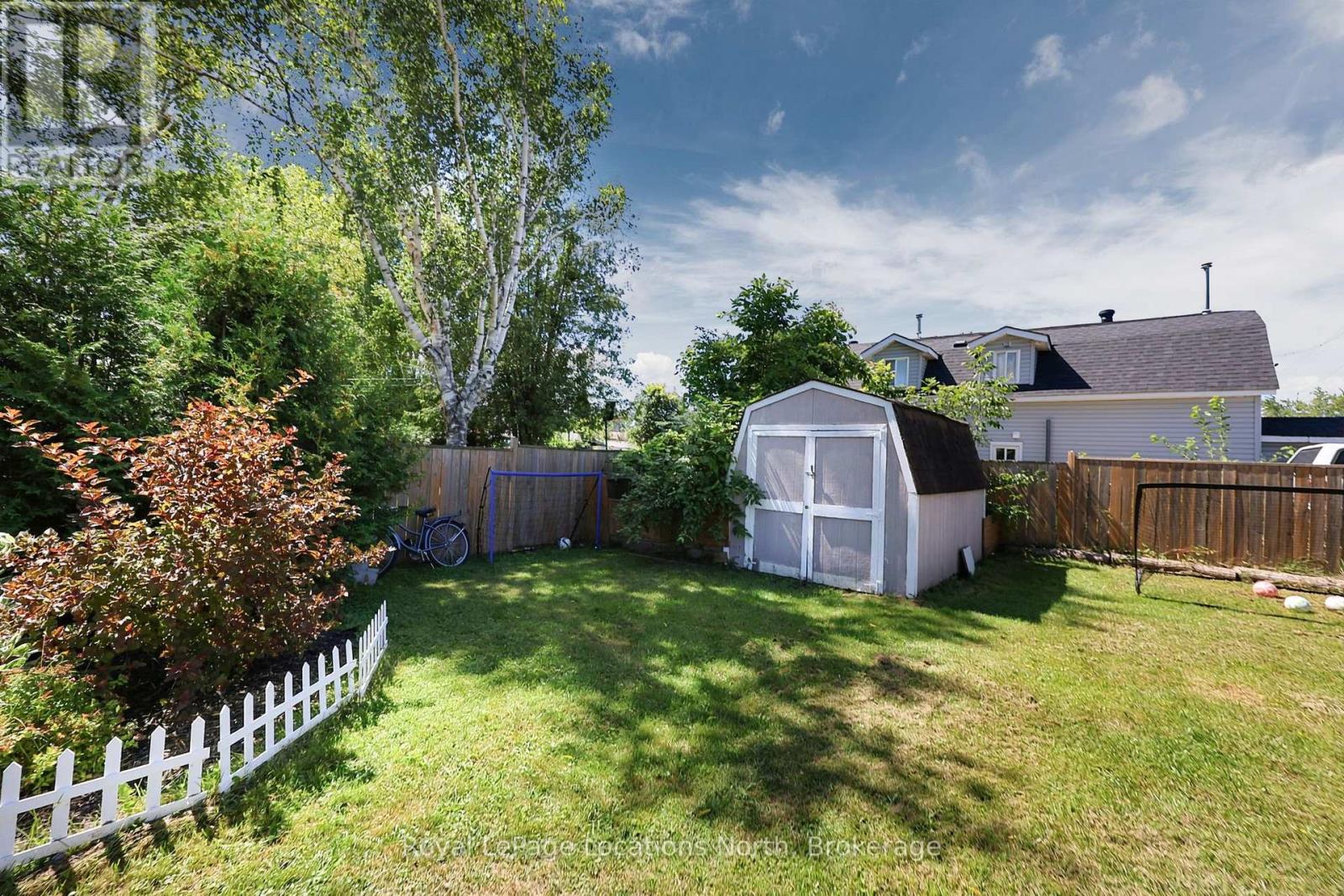 204 Sutherland Street N, Clearview, Ontario  L0M 1S0 - Photo 32 - S13697336
