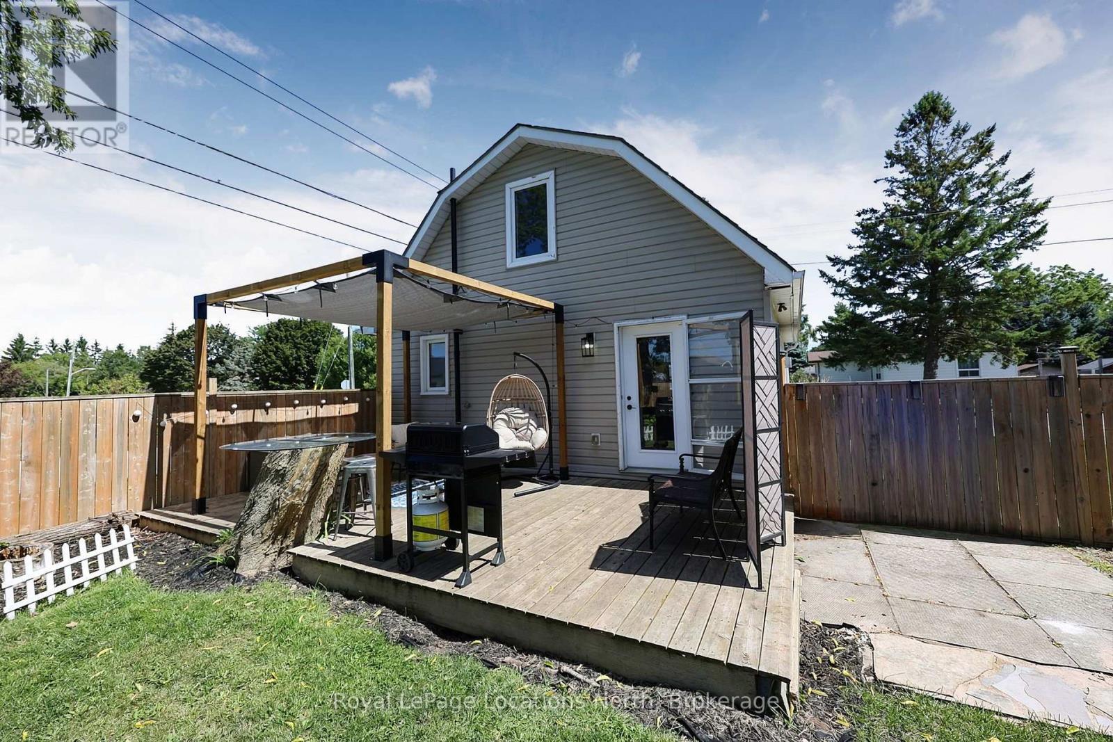 204 Sutherland Street N, Clearview, Ontario  L0M 1S0 - Photo 34 - S13697336