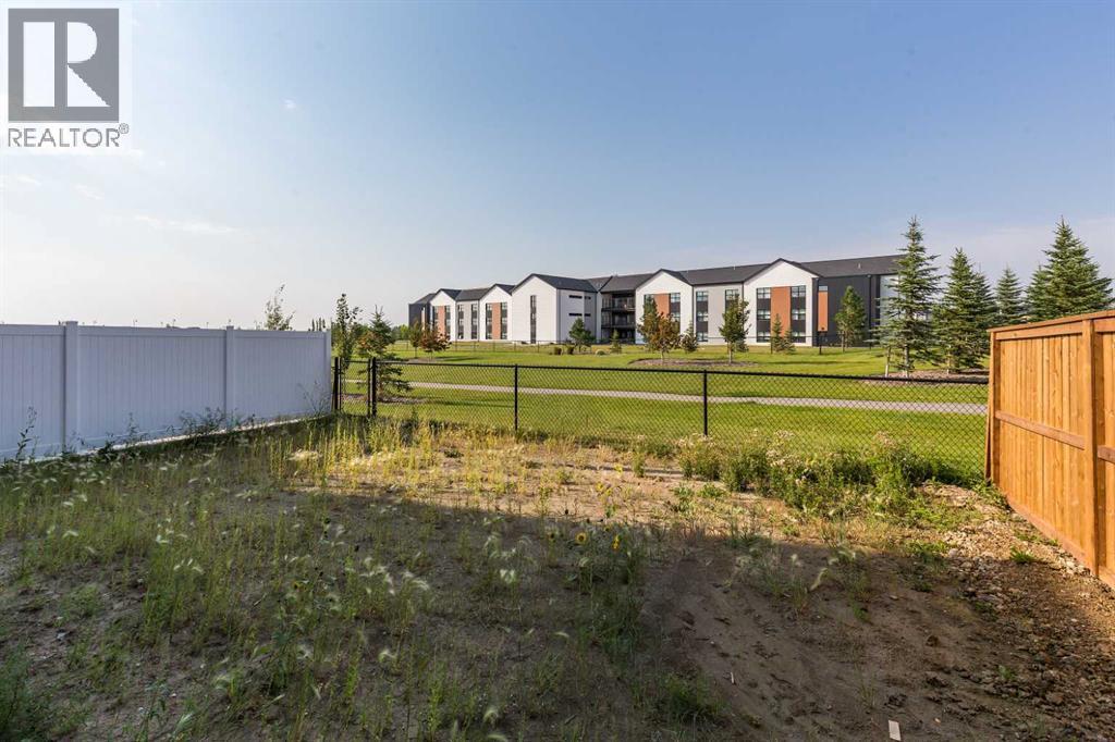 561 Malahat Green W, Lethbridge, Alberta  T1J 5H1 - Photo 37 - A2336904