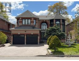 6 DEVONRIDGE CRESCENT, Toronto, Ontario