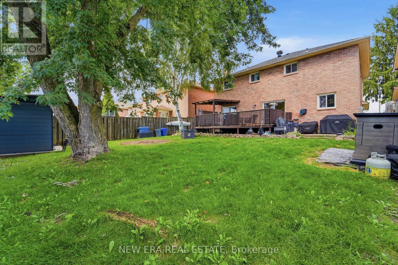 630 Cognac Crescent, Pickering, Ontario  L1X 1L9 - Photo 32 - E13697424