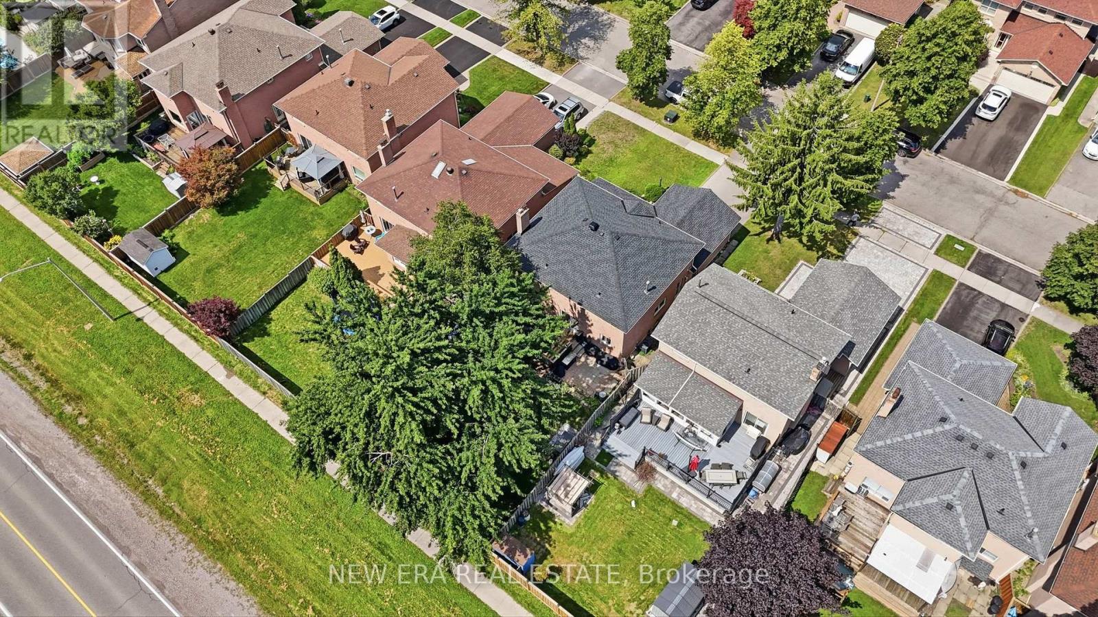 630 Cognac Crescent, Pickering, Ontario  L1X 1L9 - Photo 34 - E13697424