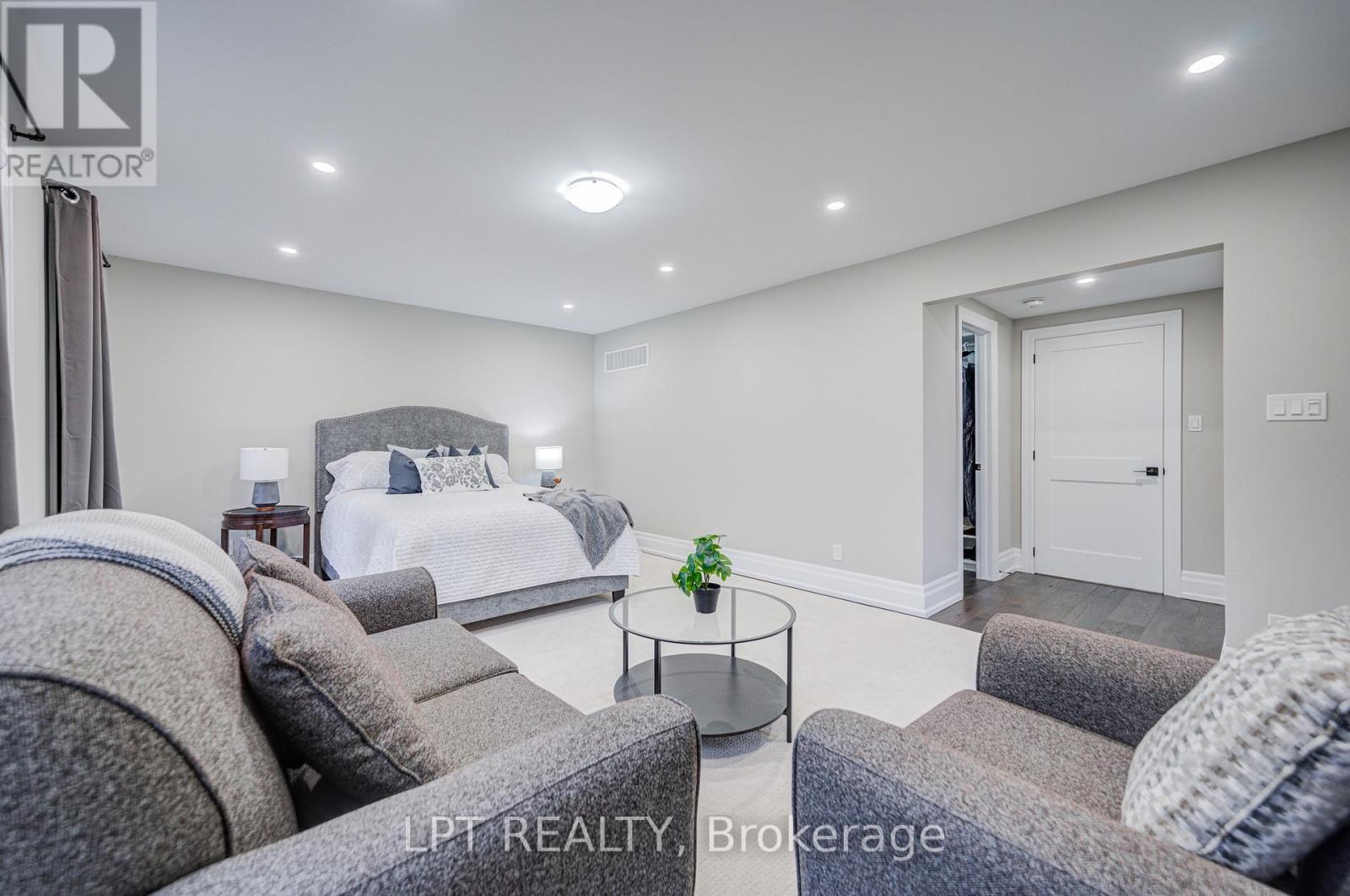 363 Rosebank Road, Pickering, Ontario  L1W 2N3 - Photo 22 - E13697440