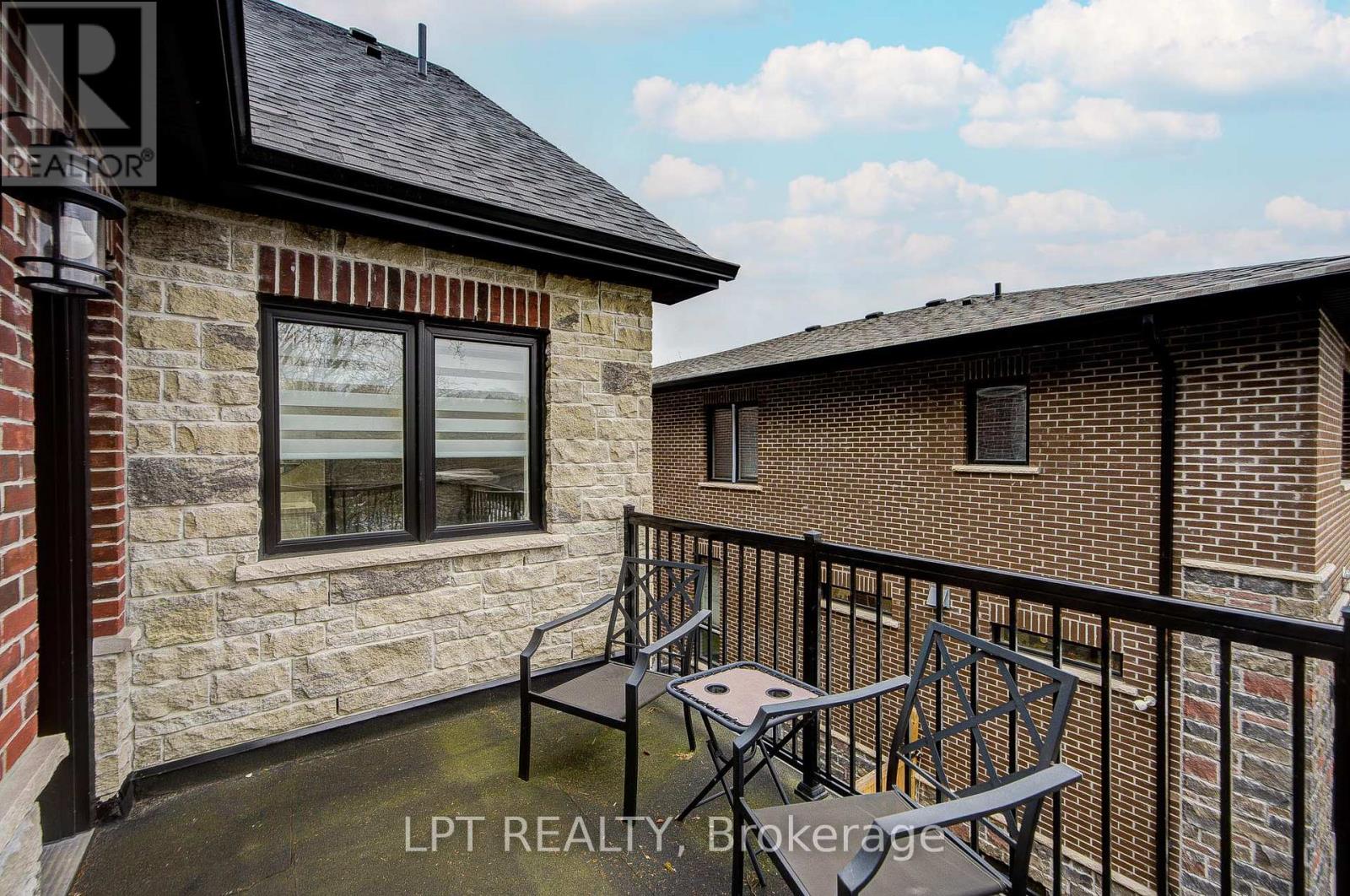 363 Rosebank Road, Pickering, Ontario  L1W 2N3 - Photo 27 - E13697440