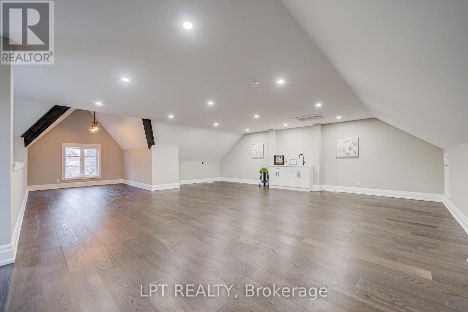 363 Rosebank Road, Pickering, Ontario  L1W 2N3 - Photo 38 - E13697440
