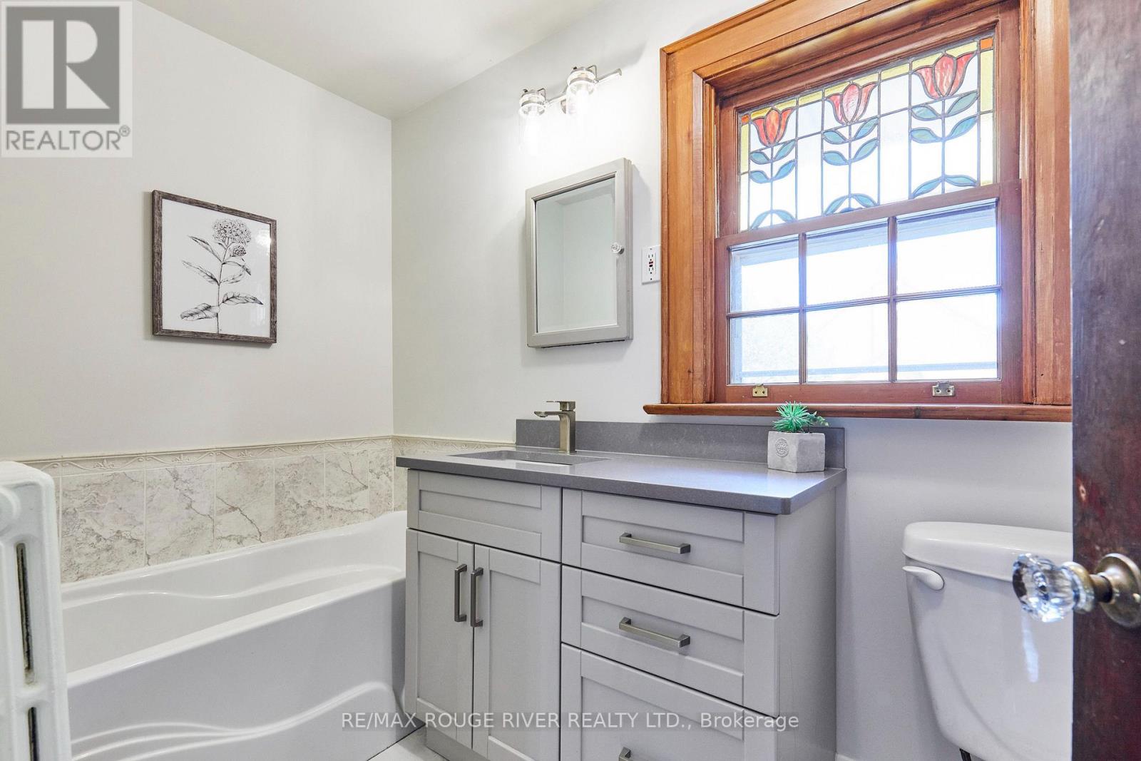 513 Centre Street S, Whitby, Ontario  L1N 4W5 - Photo 25 - E13697448