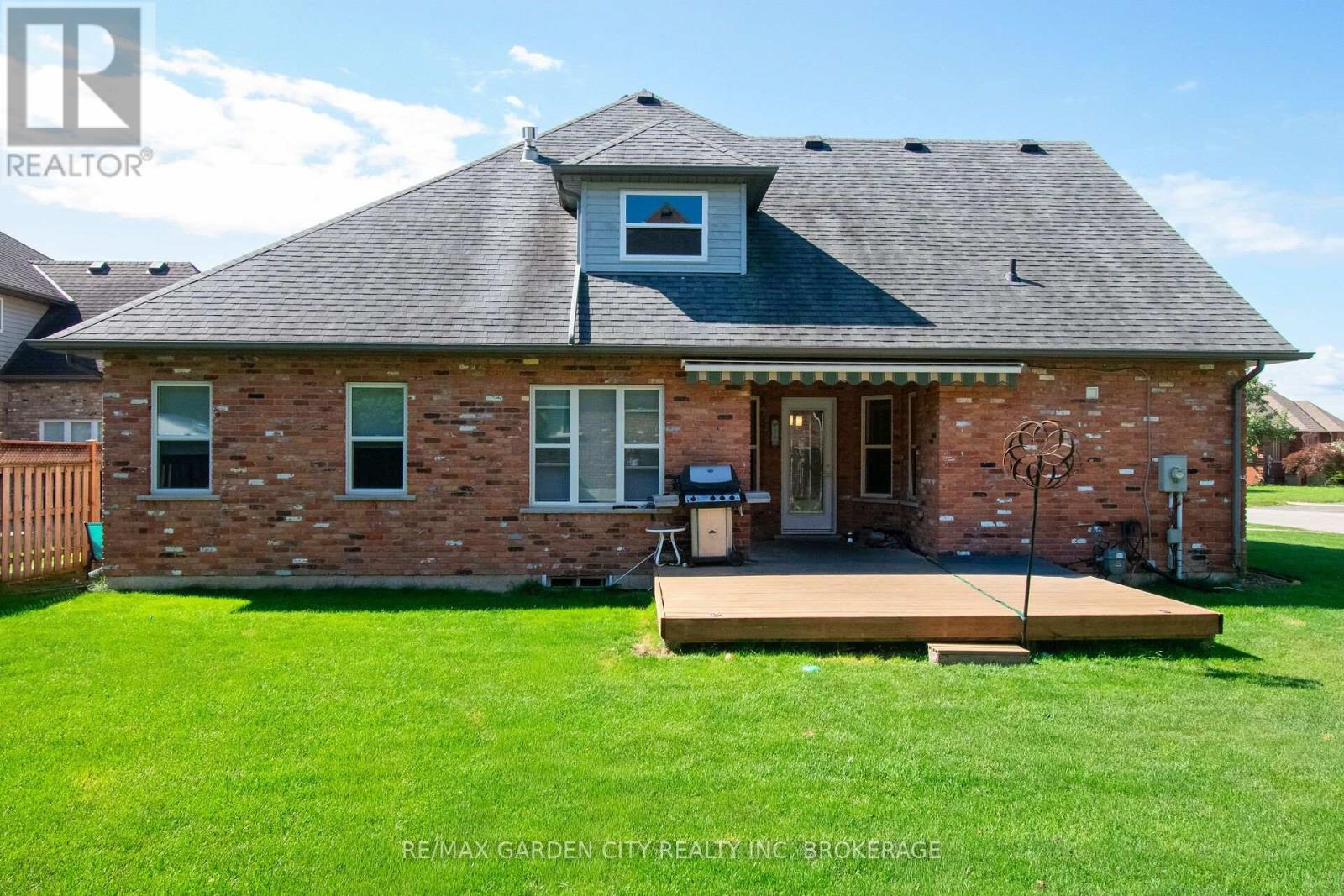 26 Las Road, West Lincoln, Ontario  L0R 2A0 - Photo 3 - X13697252