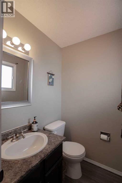 5210 54a Ave, Berwyn, Alberta  T0H 0E0 - Photo 13 - A2338520