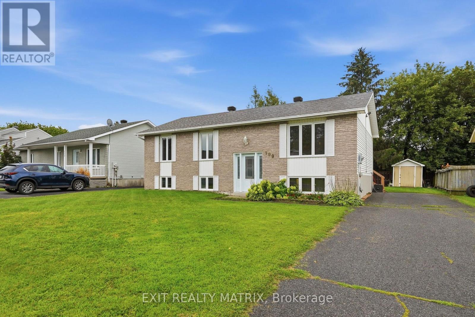 109 OSWALD STREET, Champlain, Ontario
