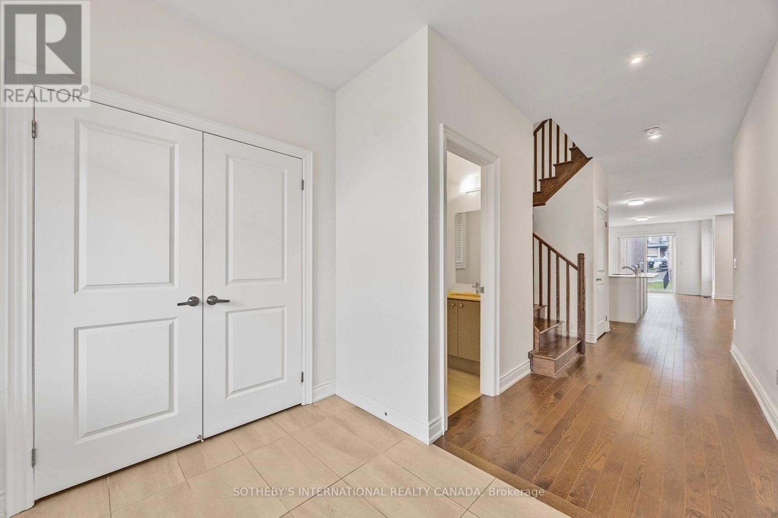 2140 Wilson Street, Innisfil, Ontario  L9S 0N7 - Photo 5 - N13697330
