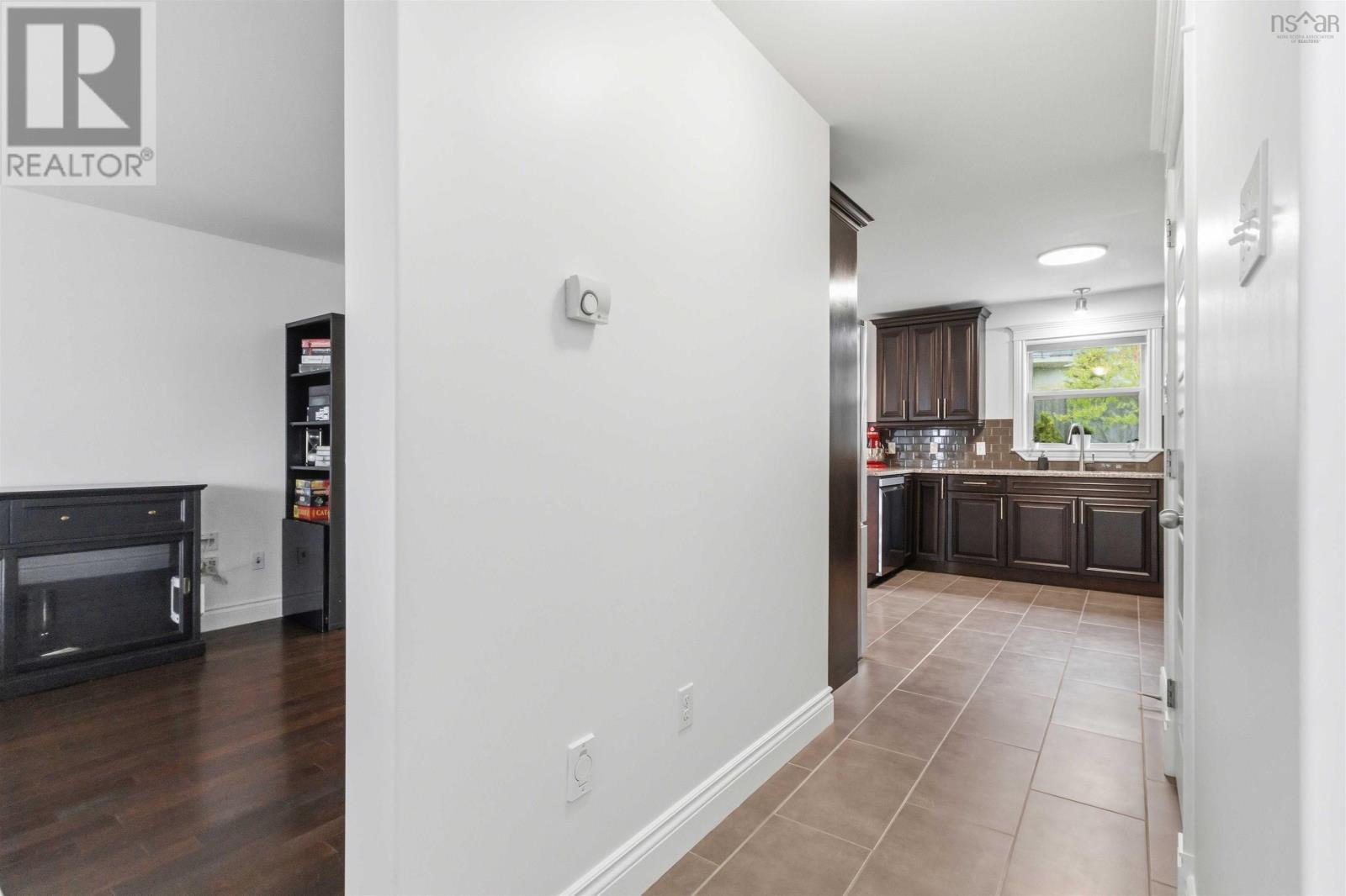 230 Nadia Drive, Dartmouth, Nova Scotia  B3A 0A9 - Photo 13 - 202612456