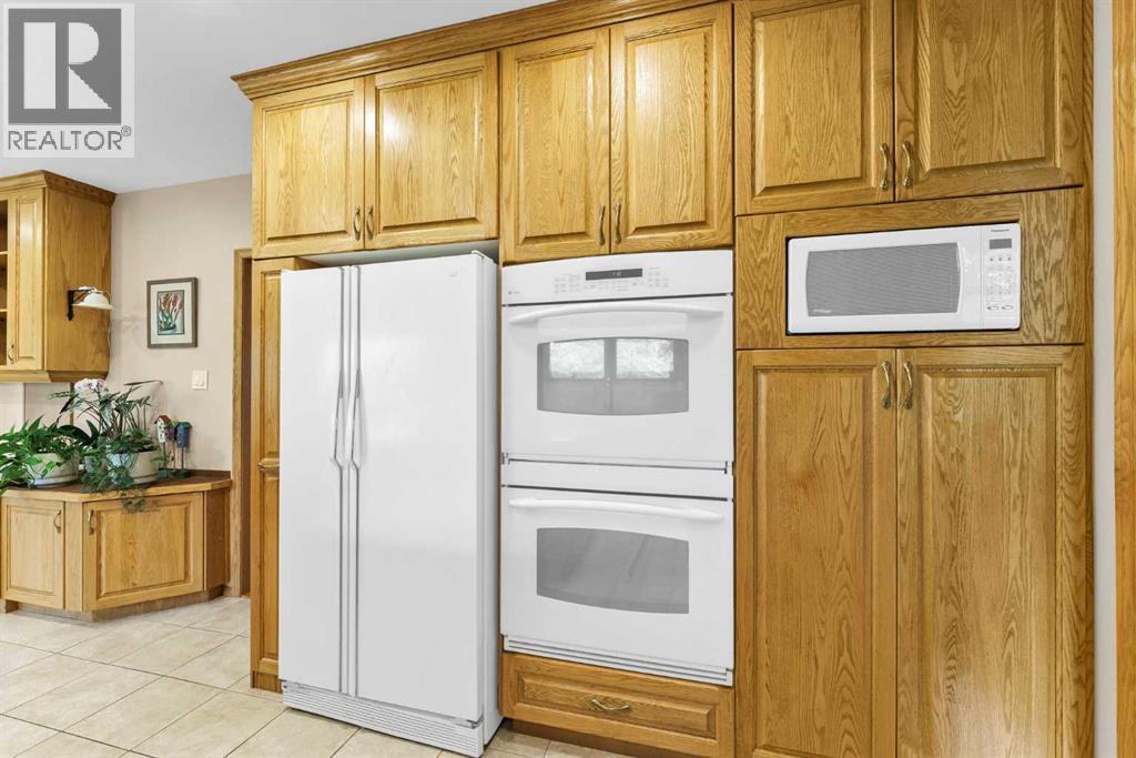 2418 12 Avenue SE, Medicine Hat, Alberta  T1B 1V6 - Photo 10 - A2337747