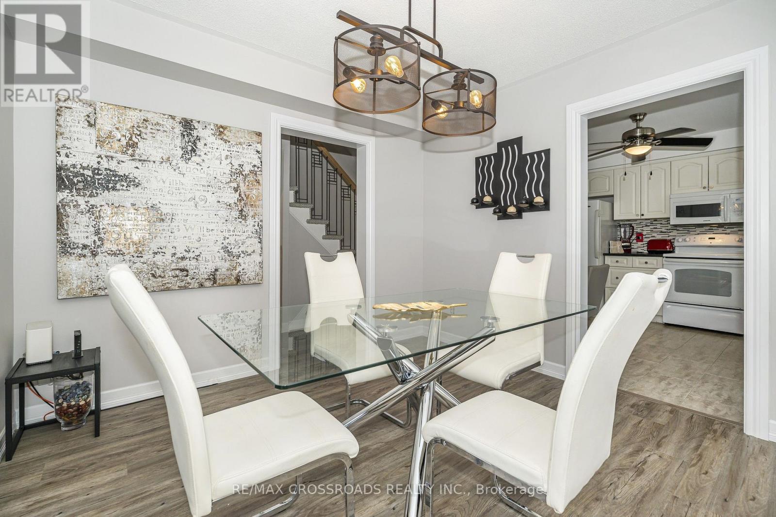 655 Dodsworth Crescent, Mississauga, Ontario  L4Y 2H6 - Photo 11 - W13685934