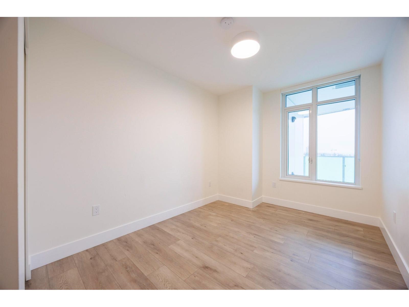 1204 10428 Whalley Boulevard, Surrey, British Columbia  V3T 0W2 - Photo 9 - R3157578