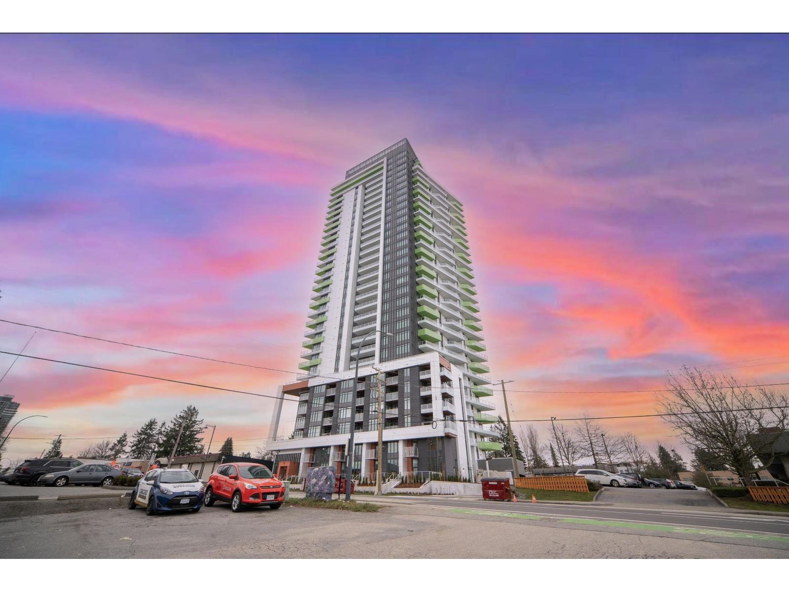 1204 10428 Whalley Boulevard, Surrey, British Columbia  V3T 0W2 - Photo 1 - R3157578