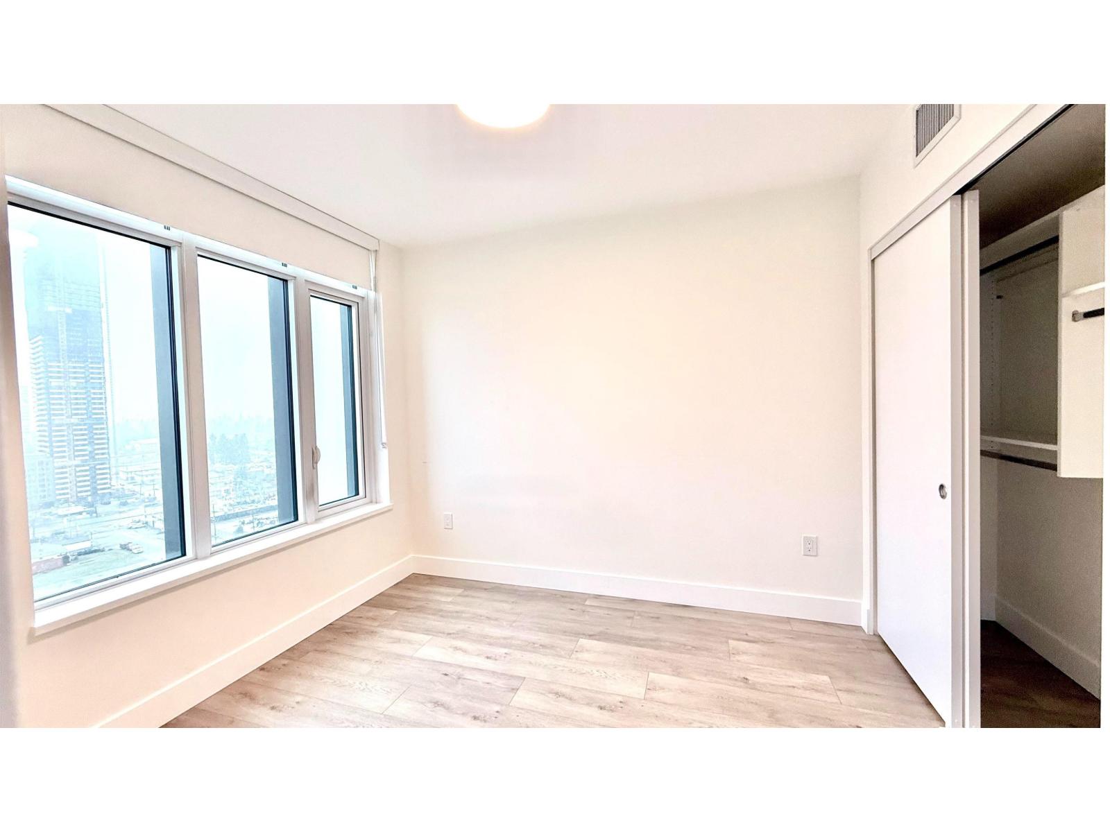 1204 10428 Whalley Boulevard, Surrey, British Columbia  V3T 0W2 - Photo 12 - R3157578