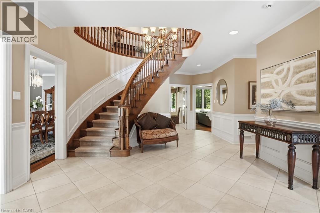 1121 Forestvale Drive, Burlington, Ontario L7P 4W3 - Photo 4 - 40855428